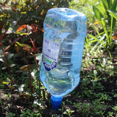 Конусная насадка для пластиковой бутылки