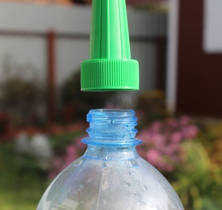 Конусная насадка для пластиковой бутылки
